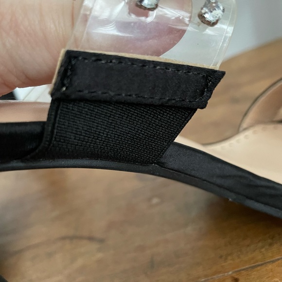 NEW | Adrienne Vittadini Women's Embellished‎ Clear Strap Black Slide Heels 8.5 - Picture 5 of 9
